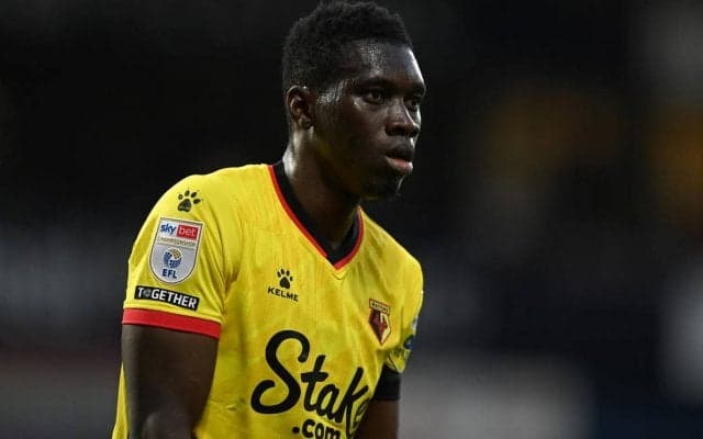 早くもシーズンベストゴールが決まり！？ワトフォードFWが自陣からスーパーシュートを突き刺す