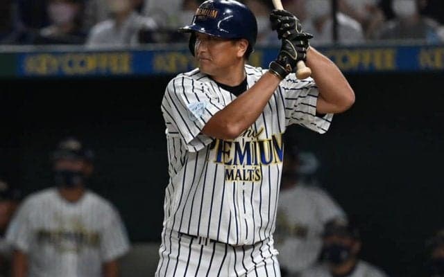 往年スターの“サイン入りユニ59枚”出品　「ドリームマッチ」オークション開催