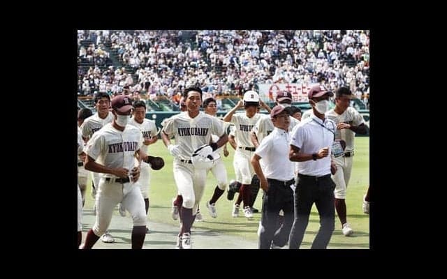 旭川大高が最後の甲子園で全国の球児に与えた希望。王者・大阪桐蔭に一歩も引かず「どれだけ強い相手でもいい試合ができる」