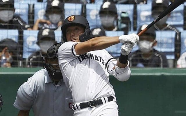 【高校野球】高松商・プロ注目の浅野が65号＆66号含む3安打4打点　チームは16安打14得点で圧勝