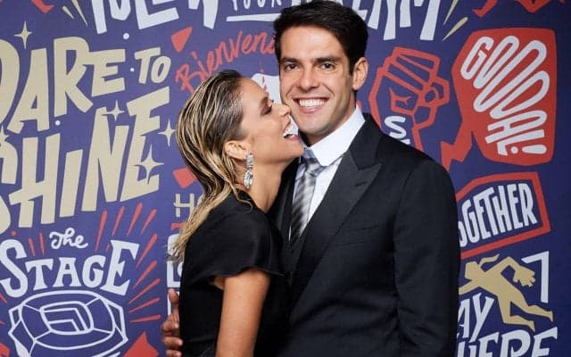 カカが13歳年下のモデル妻のバースデーを祝福「一緒にいるのが好き」…数々の仲良し2ショットで思い出振り返る