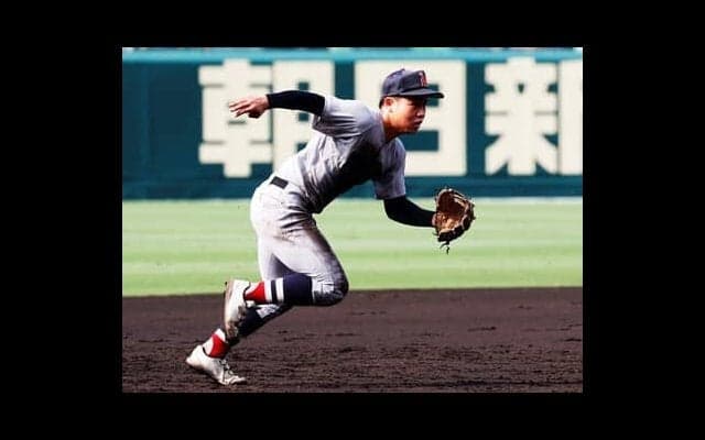衝撃の甲子園デビューから１年「こういう選手がいるチームは強い」を体現する男。横浜・緒方漣を支える反骨心と図太さ