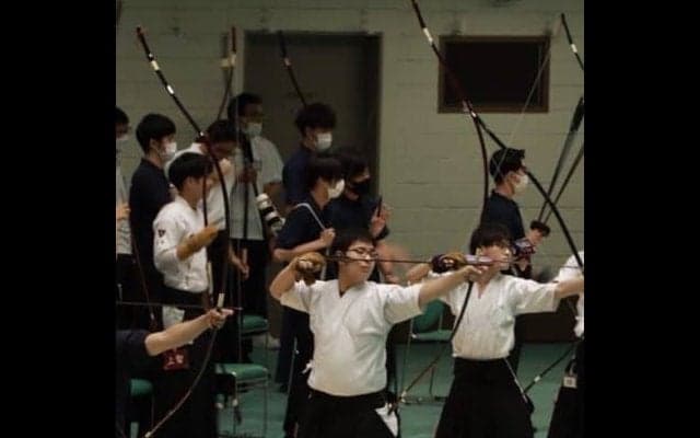 団体戦の悔しさを個人戦に託すも、３本目までで姿を消す