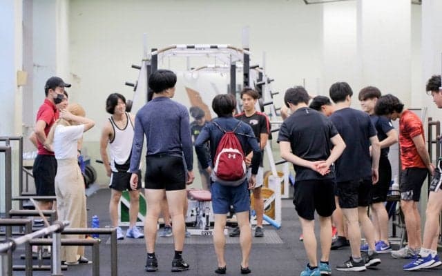 シーズンがついに始動！　アイスホッケー部の夏の１日に迫る