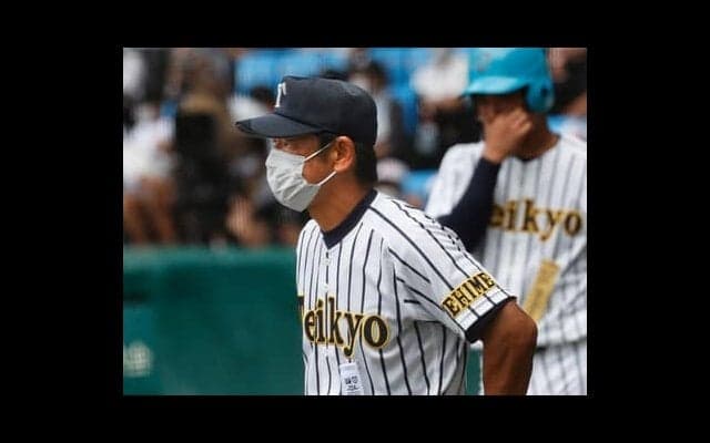 ６年前、監督不信の状態だった帝京第五を甲子園へ。元ロッテの小林昭則監督は生活面からチームを立て直した