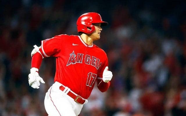 大谷翔平、孤軍奮闘の26号ソロ！　中堅ギリギリ弾に米記者も興奮「もう少しで捕れた」