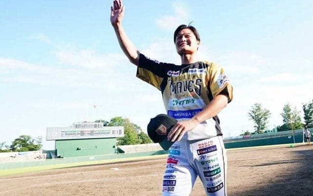 芸人・高岸、プロ初被弾も「根本は応援人」　打者に拍手の“珍行動”「お見事」