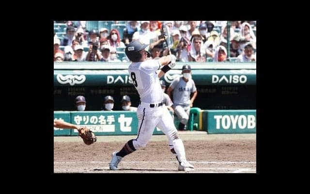 高松商・浅野翔吾は小学生時から95本塁打。甲子園でのホームランに「球場の空気が変わった」