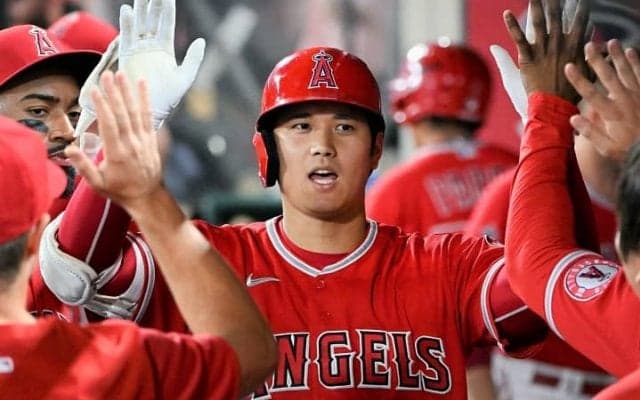 大谷翔平の”神対応”に「感激のあまり泣き叫んでいた」とコレアも感銘！１４歳妹への誕生日サプライズで見せた一流の人間性