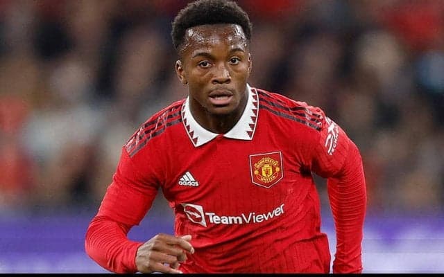 ユナイテッドの若手SBレアードがQPRにレンタル移籍！