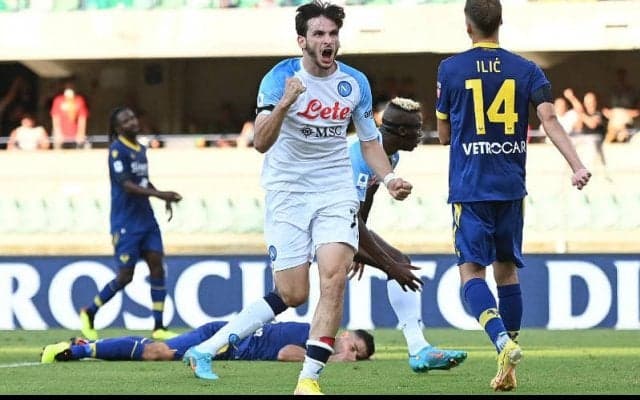 新加入クワラツヘリアが躍動！5発快勝のナポリが白星発進!!《セリエA》