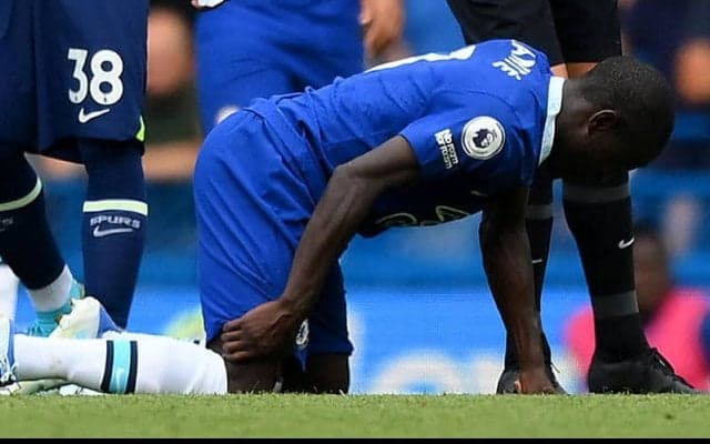 スパーズ戦でハムストリング負傷のカンテ、最低1カ月の離脱か