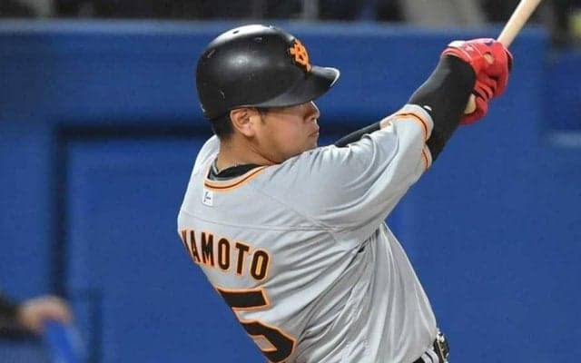 「エグすぎぃ」「すごい当たり」　岡本和真の場外寸前“超高空弾”にファン驚愕