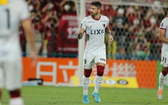 「想像を超えるアメージングなオーバーヘッド」鹿島FWエヴェラウドの驚愕ゴールが7月のJ1月間ベストゴール受賞「自然にできた」