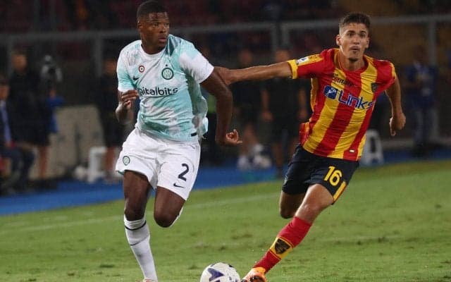 交際相手が敵チームのサポーターだった場合…試合観戦したカップルのリアクションが話題「こんなん憧れる」