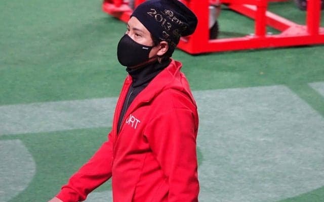 日本ハム新庄監督はアマ野球からもヒント　大阪桐蔭の三重殺を“本気”でメモした理由