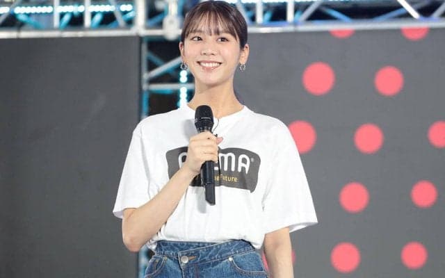 貴島明日香さんのリフティングの腕前は？ 生実況付きに「やりづらいな笑」、内田篤人＆大久保嘉人の眼前での一発勝負！