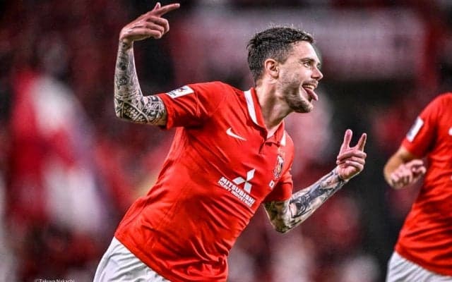 【浦和レッズ】モーベルグら「北欧三銃士」が全得点を奪う躍動で5-0快勝!  ”個人判断”のJDTを組織で破って、3大会ぶりACL準々決勝進出