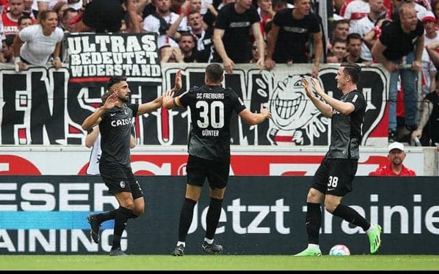 遠藤と堂安がマッチアップ、軍配は堂安フライブルクに上がる《ブンデスリーガ》