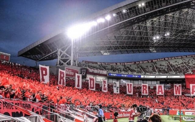 「コロナ前」が遠くなっても、まったく変わらないサポーターの歌声【浦和レッズと名古屋グランパスの対戦に見えた「Jリーグのあるべき姿」】(1)