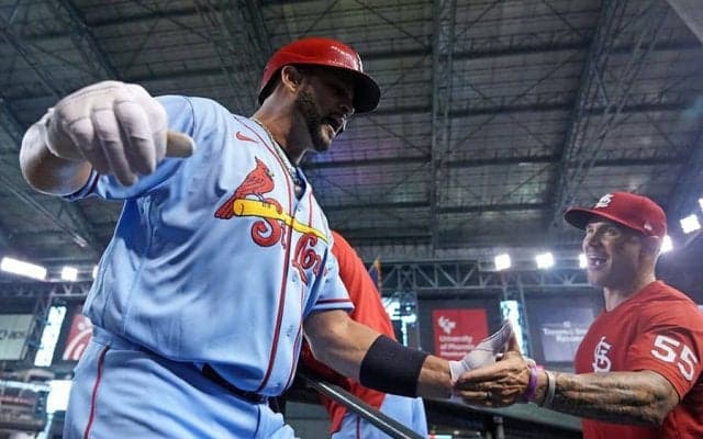 【MLB】「700号へワープのスピード」　42歳プホルス連発、8戦6発“超加速”に米記者驚愕