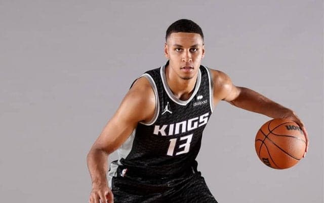 サマーリーグ終了後、右手首を手術したキングスの新人マレーは健康体で開幕戦出場へ