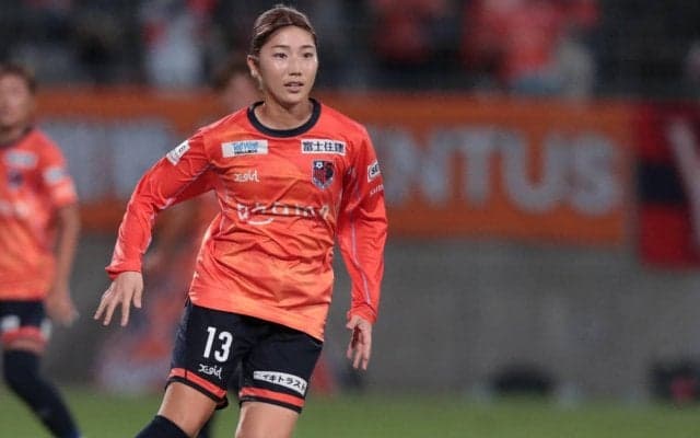 乗松瑠華、仲田歩夢が解説者デビュー！延長PKで劇的勝利のヤングなでしこに「とても感動しました！」「前向きな表情が印象的」