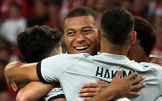 開始わずか9秒で先制ゴール　仏サッカーの“ウイイレ彷彿弾”にファン仰天「狙ったな」