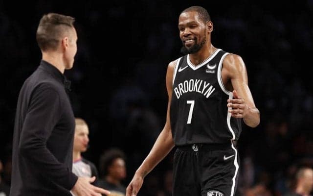 オーナーやGM、指揮官との協議の末、トレード要求していたデュラントがネッツ残留へ