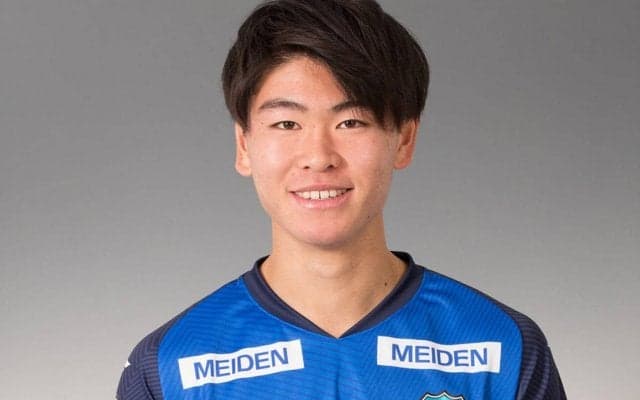 沼津の190cmDF井上航希がJFL鈴鹿へ育成型期限付き移籍