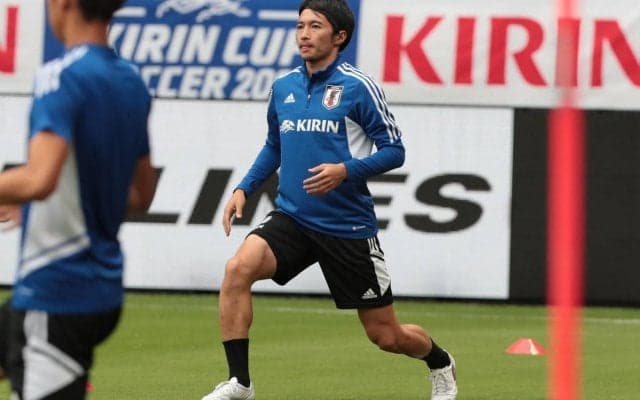 日本代表MF柴崎岳も参加、レガネスがロンドンの日系Jrチームと交流