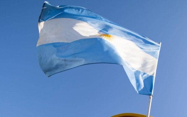 「プスカシュ賞候補になる？」FIFA公式も紹介のゴラッソは70ｍ級の超ロングシュート