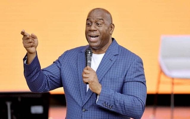 レイカーズのベバリー獲得にレジェンドのマジックは「プレーオフ進出を助けてくれるさ」