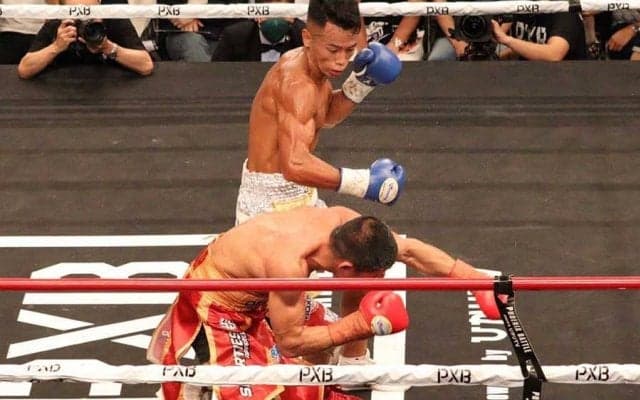元K-1武居由樹が5回TKO勝ち！　圧巻のダウン3度奪取「強くなっていつか世界王者に」
