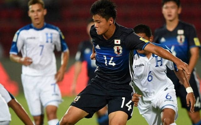 シャルケが昨季限りで京都退団のMF上月壮一郎の加入を発表！ U-23チームに所属