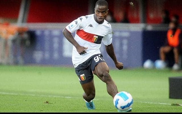 ヴェローナ、ジェノアFWカロンをレンタルで獲得