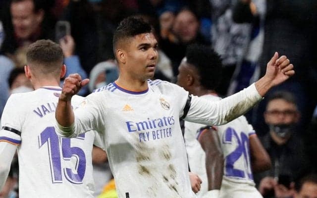 マンU新加入のカゼミーロの｢背番号が決定｣!! 名門復活を託されたブラジル代表MFの｢練習初日の画像｣に4万6000超いいね！