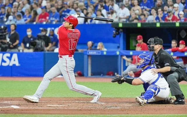 【MLB】大谷翔平、フェン直2点タイムリー三塁打でエ軍連敗ストップに貢献　“花巻東対決”は菊池に軍配
