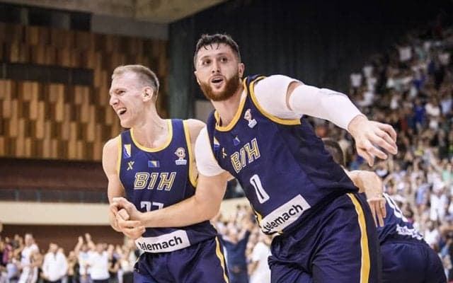 ボスニア・ヘルツェゴビナが2OTでフランスを撃破…ヌルキッチが豪快なポスタライズを披露