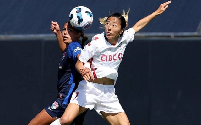 永里優季が2G1Aの大活躍!!　ストライカーの本領を発揮し絶妙な動き出しとさすがの決定力を披露