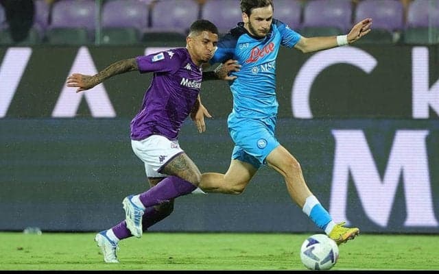 フィオレンティーナにゴールレスドローのナポリ、開幕3連勝ならず《セリエA》