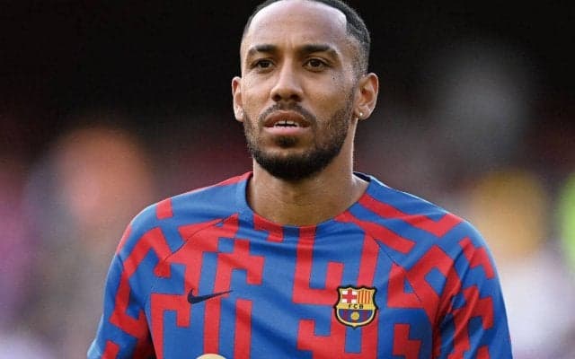 オーバメヤンが強盗被害に… 4人組の男が自宅に侵入か