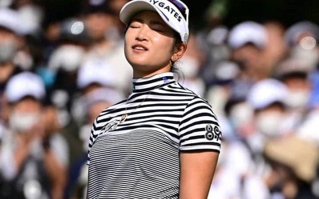 「自分を嫌いになりそうだったけど」逆転Ⅴを許した原英莉花が胸の内を明かす。最後は優勝の稲見に「モネおめでとう！！！」