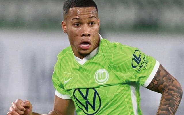 ケシエの後釜を探すミラン、ヴォルフスブルクの19歳MFブランクスを買取OP付きのレンタルで獲得へ