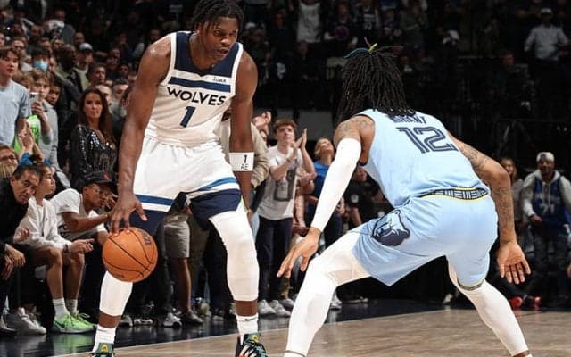 ウルブズの球団社長はエドワーズに強い期待…「リーグで最高の2ウェイプレーヤーに」