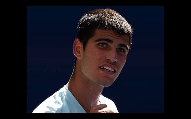 アルカラス 相手棄権で2回戦へ