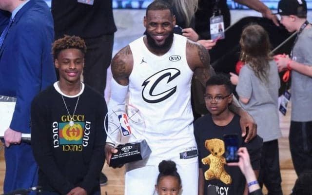 レブロンが長男ブロニーのみならず次男ブライスとNBAで共演する夢を明かす