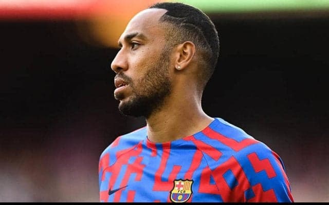  強盗被害のオーバメヤン、暴行を受け顎を骨折…最低1カ月の離脱に