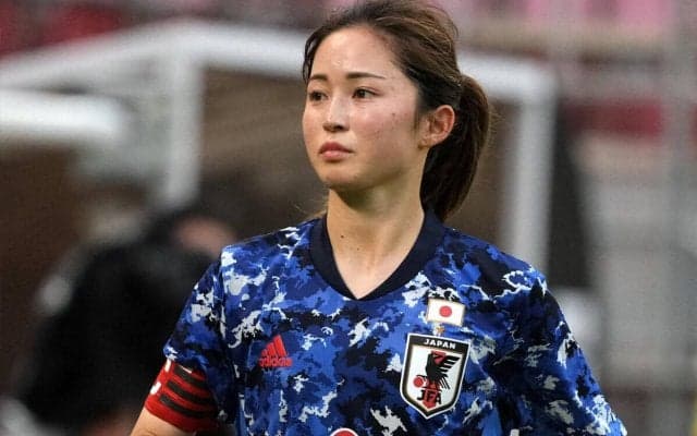 「ユニフォーム似合い過ぎてかっこいい」「可愛いすぎます」ウェストハム移籍の清水梨紗が笑顔でユニ姿披露