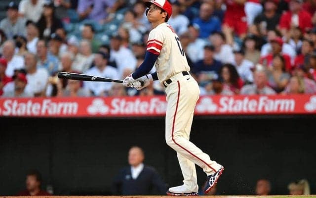 大谷翔平の大飛球にヤ軍エースもヒヤリ　米実況席「2ラン逃す」「コールが感謝してる」